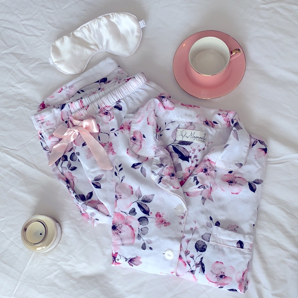 🌸 Soft Floral Pyjama set, Magnolia Lounge size M